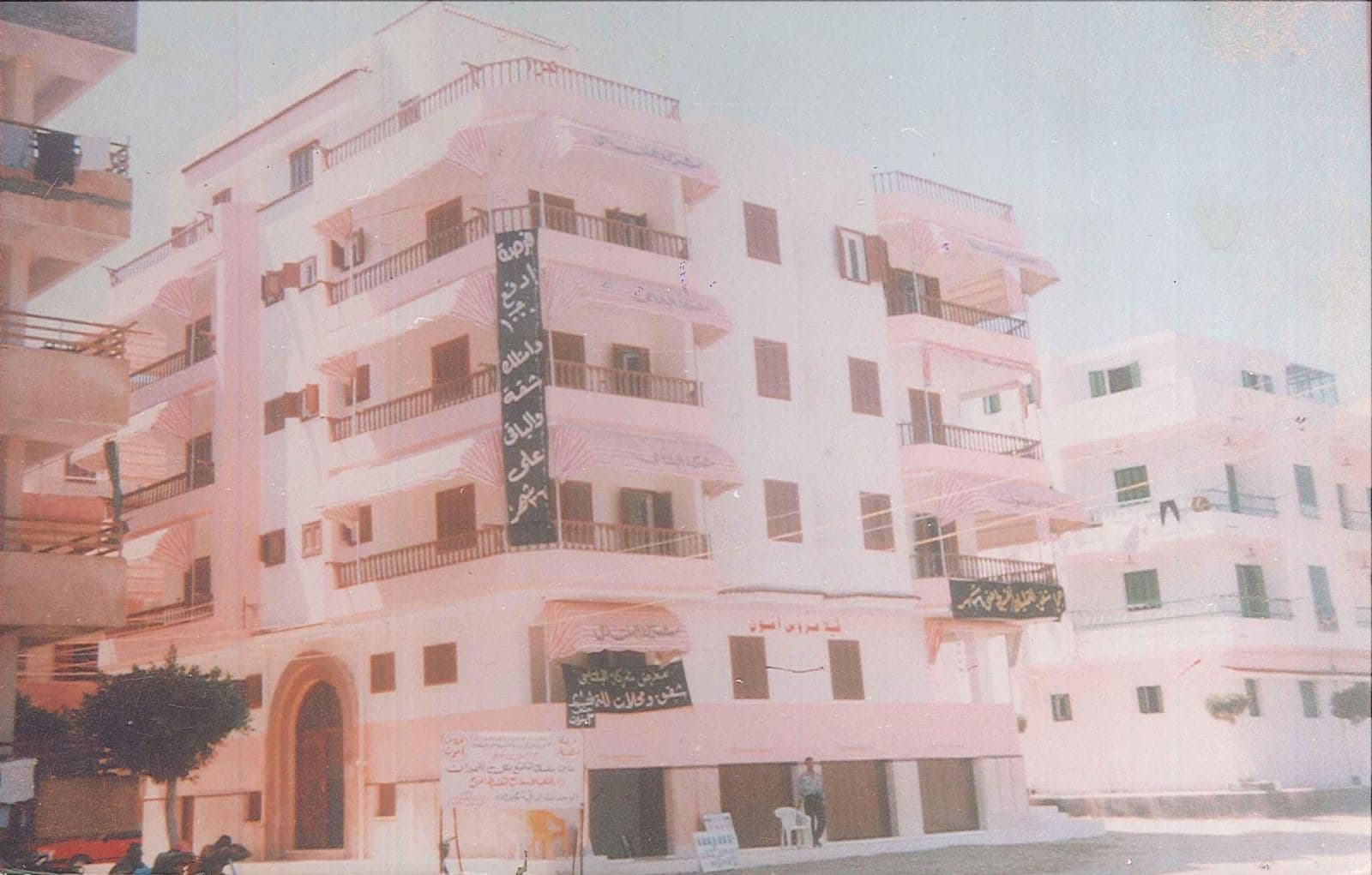 عمارة عروس آمون — 16