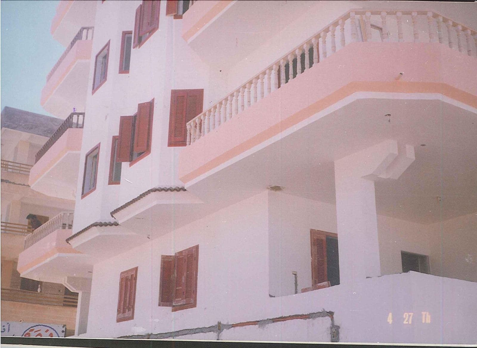 عمارة عروس آمون — 25
